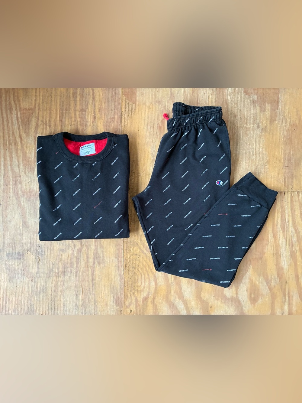 Champion Black Sweatshirt & Joggers Set, Large